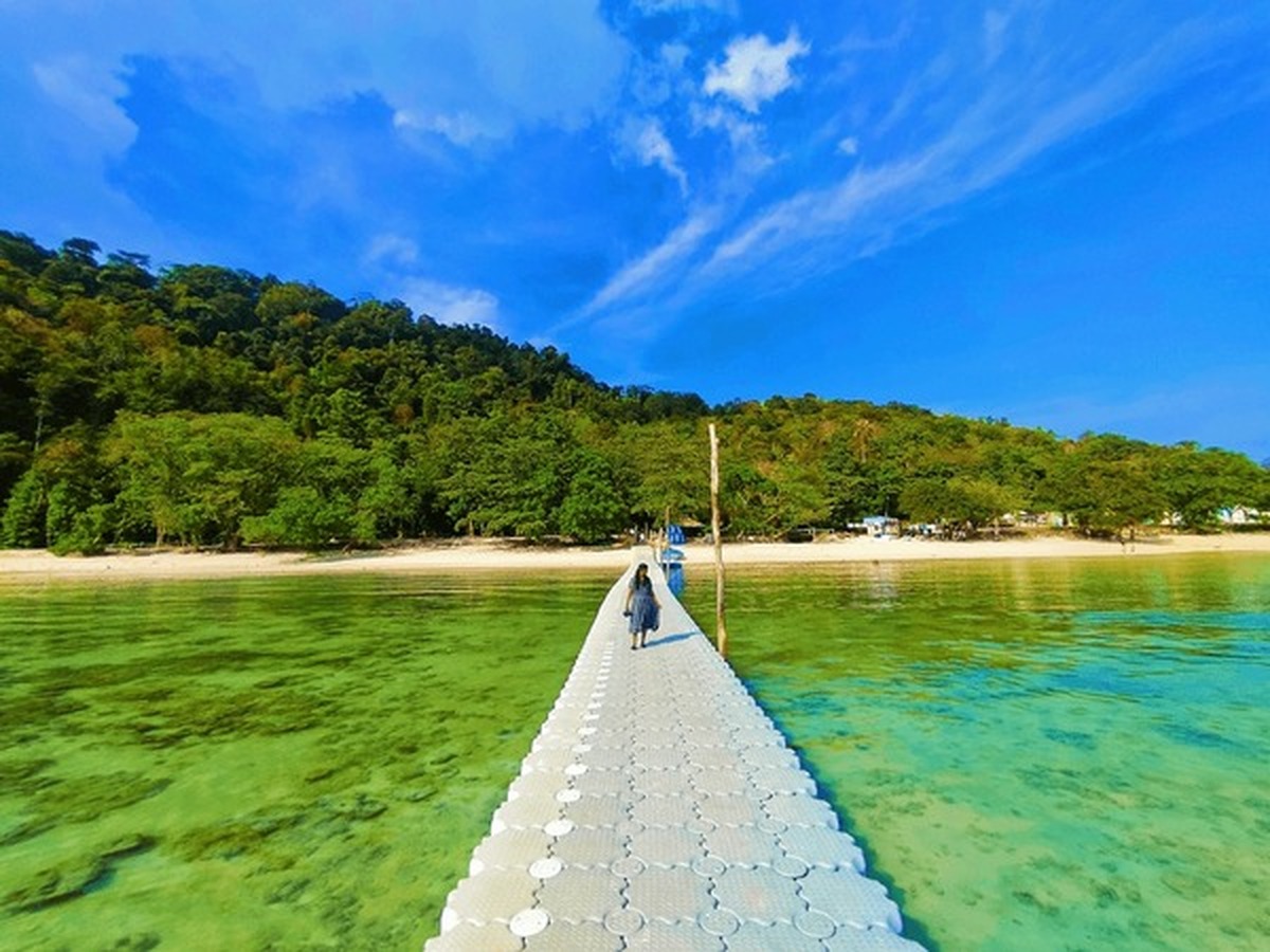 6N 7D Langkawi + Kuala Lumpur Holiday Package
